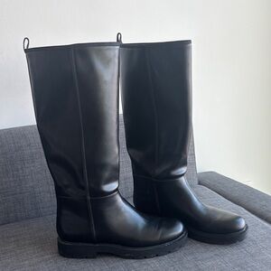 Women's ZARA Black Tall Boots
